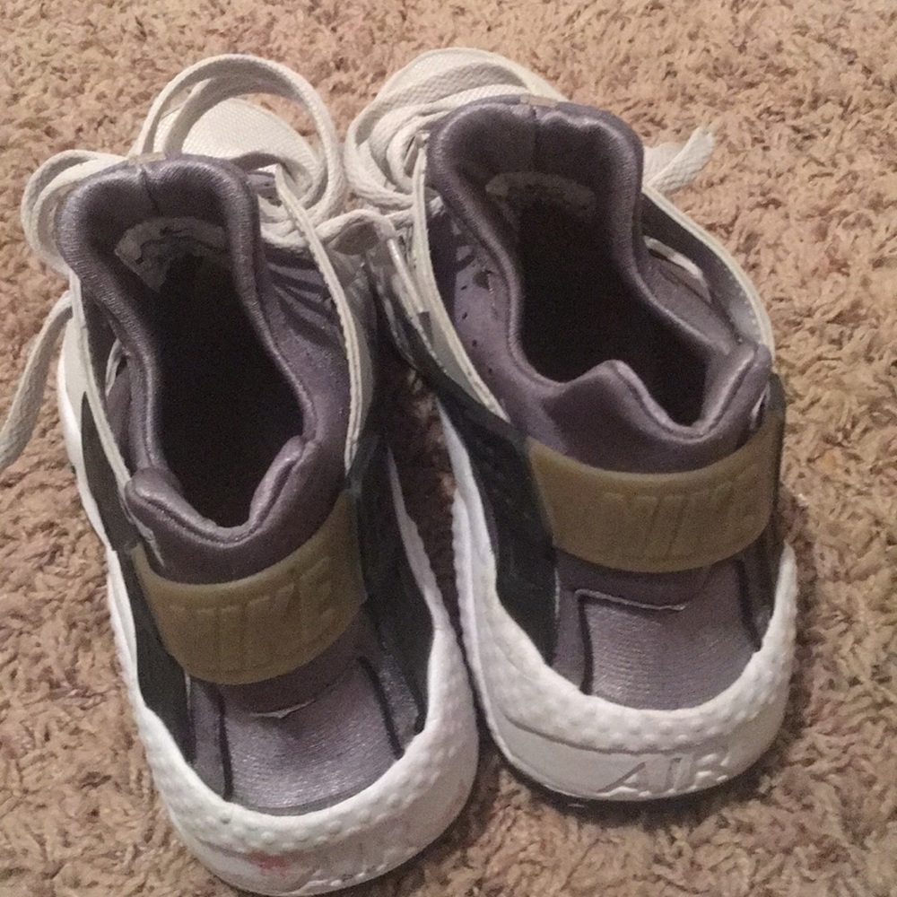 Nike shoes